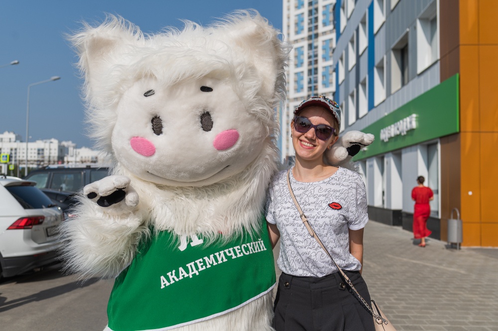 День города в восьмом районе Екатеринбурга прошел с размахом